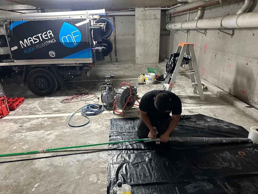 Master Flush Plumbing
