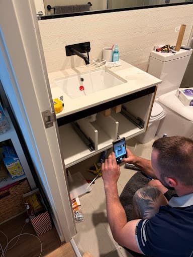 Expert Plumbing & Gas Services — Customer photo