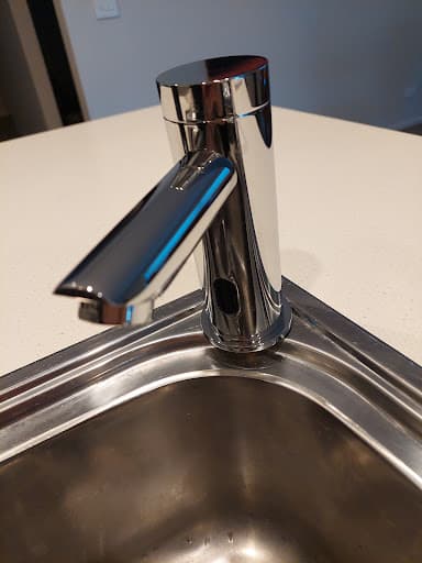 Neighborhood Plumbers Melbourne | Blocked Drains | Gas leak | Water Leak | Hot Water Unit | Emergency Plumber — Customer photo